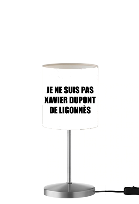 Je ne suis pas Xavier Dupont De Ligonnes Criminel für Tisch- / Nachttischlampe