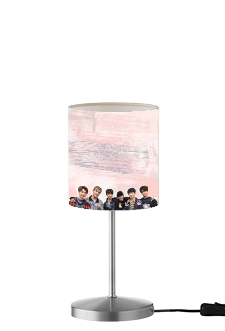 Stray Kids Pinky für Tisch- / Nachttischlampe