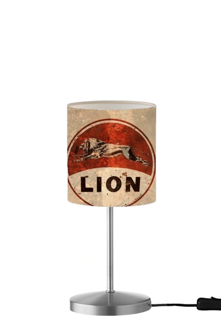 Vintage Gas Station Lion für Tisch- / Nachttischlampe